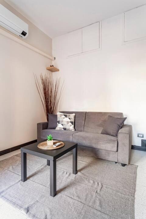 *New Apartment In The Center Milan Extérieur photo